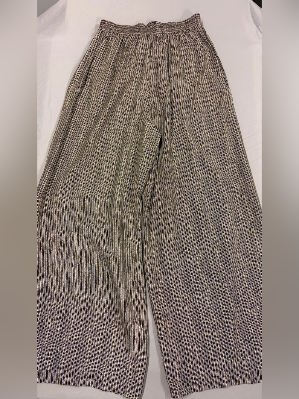 Express Striped Pleated Wide-Leg Pants in Black and Cream